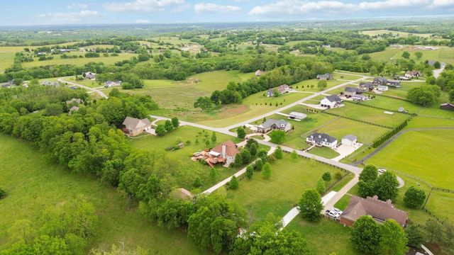 466 Woodridge Drive, Lancaster, KY 40444