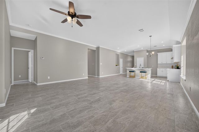 710 Hackberry Street, La Marque, TX 77568
