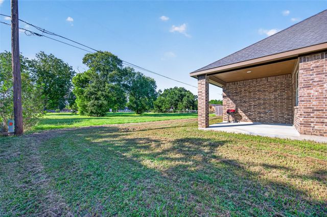 710 Hackberry Street, La Marque, TX 77568