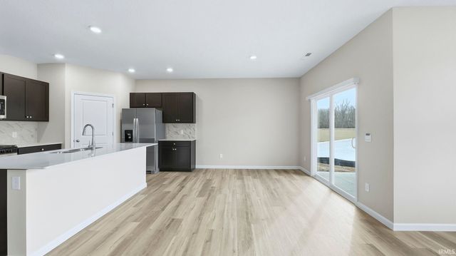 9300 Hobart Way, New Haven, IN 46774