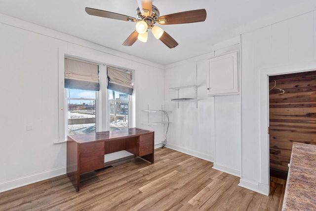 1200 Milwaukee AVENUE, South Milwaukee, WI 53172