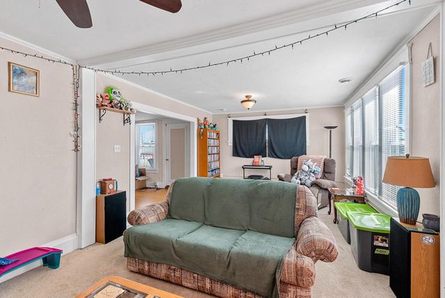 1200 Milwaukee AVENUE, South Milwaukee, WI 53172