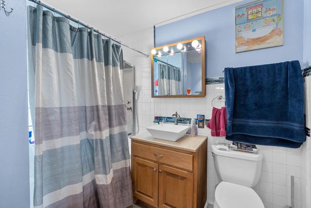 1200 Milwaukee AVENUE, South Milwaukee, WI 53172