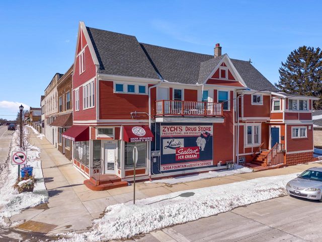 1200 Milwaukee AVENUE, South Milwaukee, WI 53172