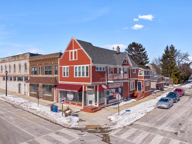 1200 Milwaukee AVENUE, South Milwaukee, WI 53172