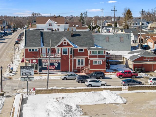 1200 Milwaukee AVENUE, South Milwaukee, WI 53172