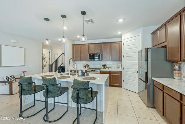 17690 S Grassland Way, Vail, AZ 85641