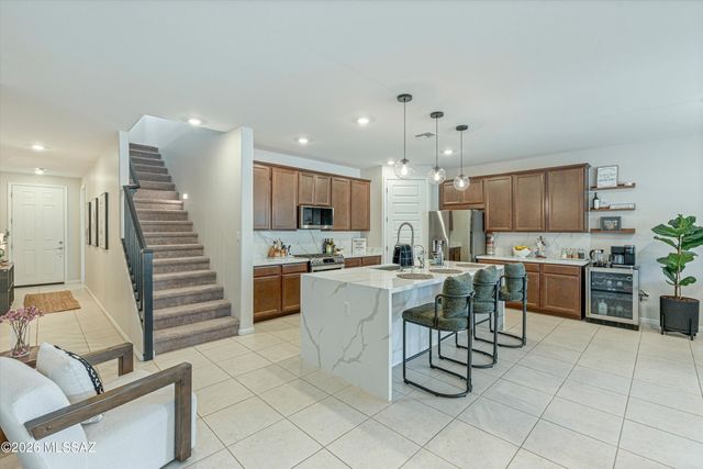 17690 S Grassland Way, Vail, AZ 85641