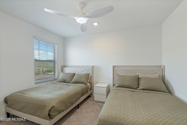 17690 S Grassland Way, Vail, AZ 85641