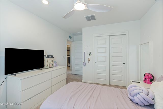 17690 S Grassland Way, Vail, AZ 85641
