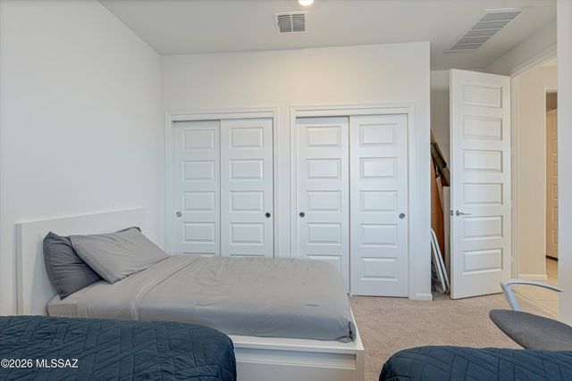 17690 S Grassland Way, Vail, AZ 85641