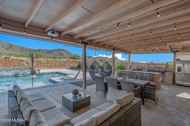 17690 S Grassland Way, Vail, AZ 85641