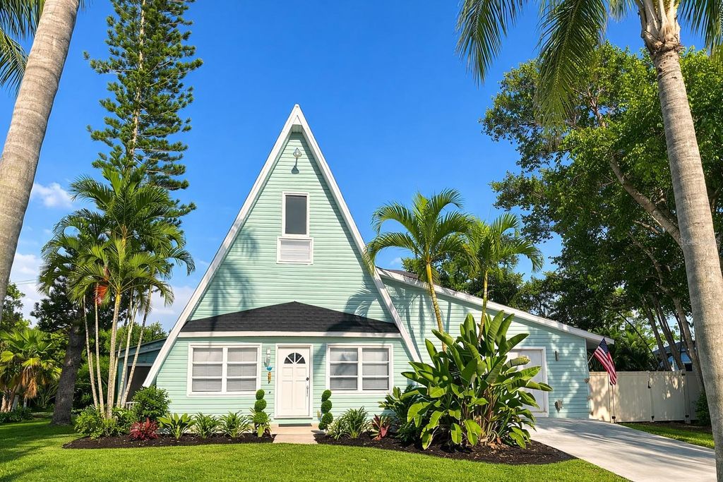 501 PAMETO ROAD, Nokomis, FL 34275