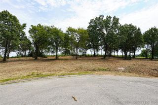 E 114th Court S, Coweta, OK 74429
