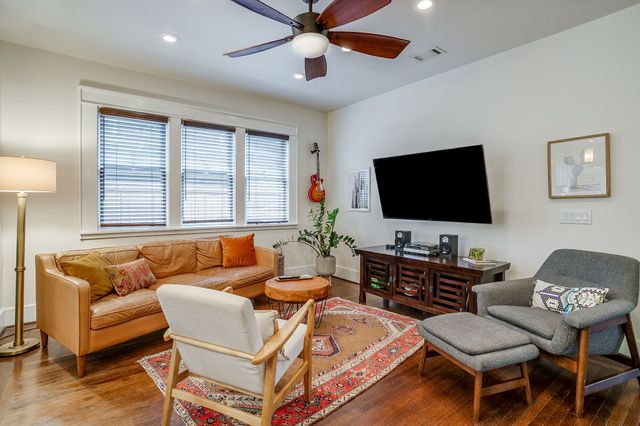 2309 Mistletoe Avenue, Fort Worth, TX 76110