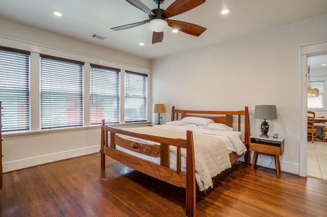 2309 Mistletoe Avenue, Fort Worth, TX 76110