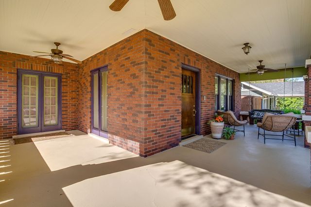 2309 Mistletoe Avenue, Fort Worth, TX 76110