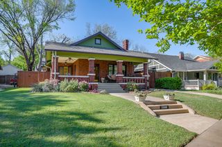 2309 Mistletoe Avenue, Fort Worth, TX 76110