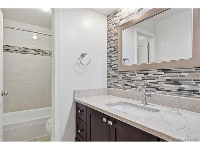 8180 W Hoover Pl, Littleton, CO 80123