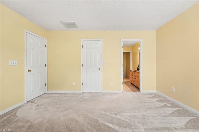 19 Mansfield Circle, Greensboro, NC 27455