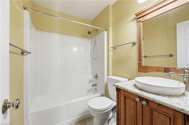 19 Mansfield Circle, Greensboro, NC 27455