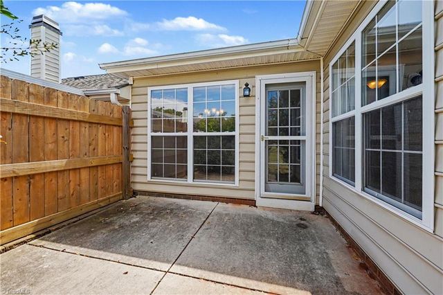 19 Mansfield Circle, Greensboro, NC 27455
