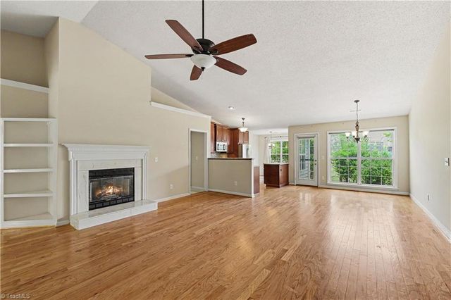 19 Mansfield Circle, Greensboro, NC 27455