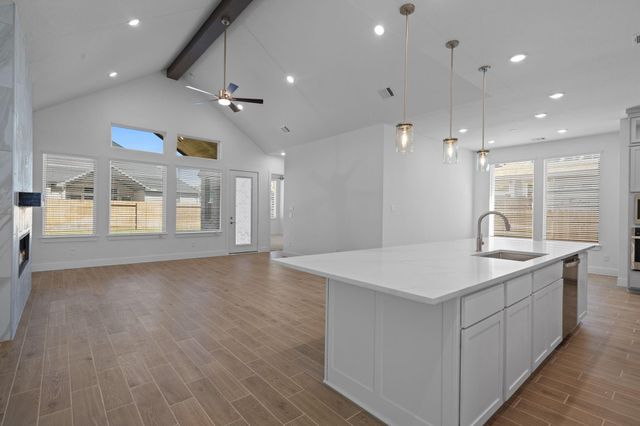 629 Cross Timbers Trace, Waller, TX 77447