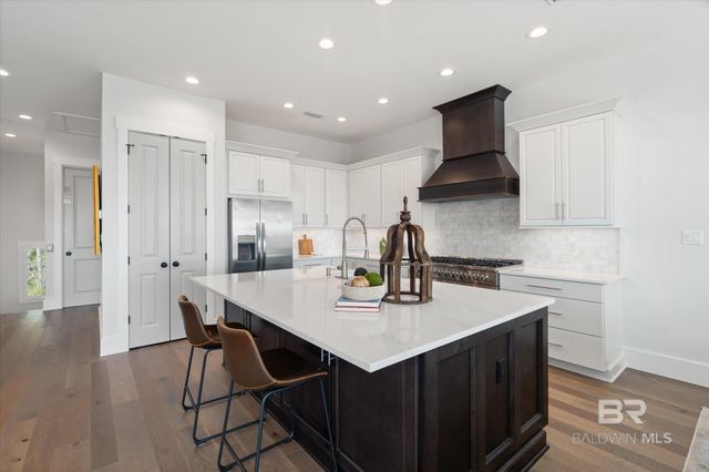 16862 D'iberville Lane, Gulf Shores, AL 36542