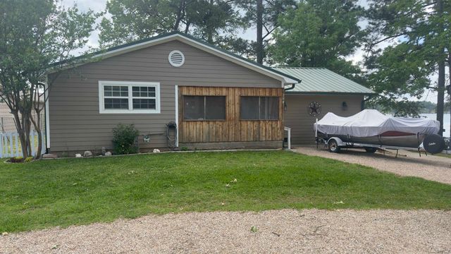 208 South Shore Drive, Lone Star, TX 75668
