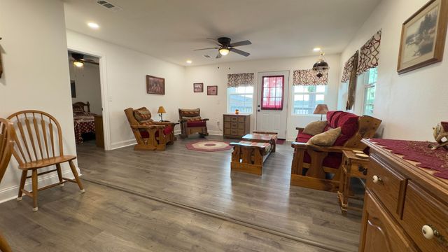 208 South Shore Drive, Lone Star, TX 75668