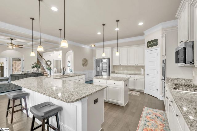 200 Greengate Way, Simpsonville, SC 29681