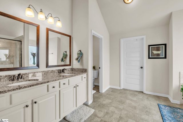 200 Greengate Way, Simpsonville, SC 29681