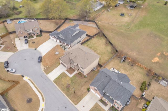 200 Greengate Way, Simpsonville, SC 29681