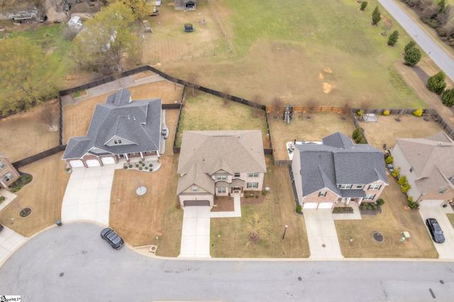 200 Greengate Way, Simpsonville, SC 29681