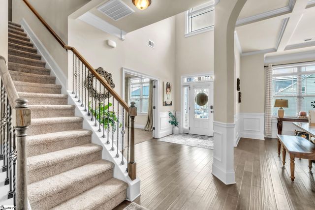 200 Greengate Way, Simpsonville, SC 29681