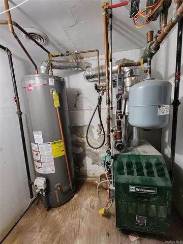 19614 104th Avenue, Saint Albans, NY 11412