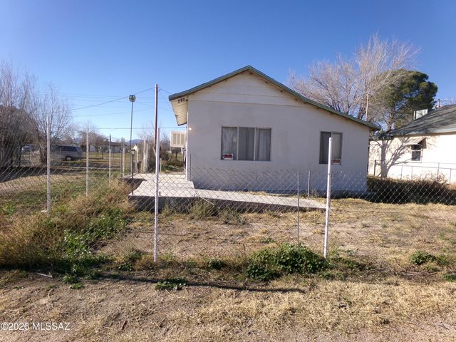 418 S Curtis Avenue, Willcox, AZ 85643