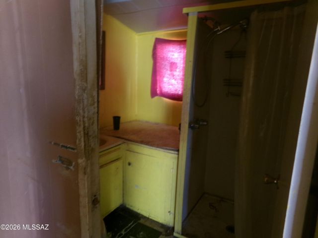 418 S Curtis Avenue, Willcox, AZ 85643