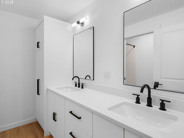 2311 Sw 6th Ave 19, Camas, WA 98607