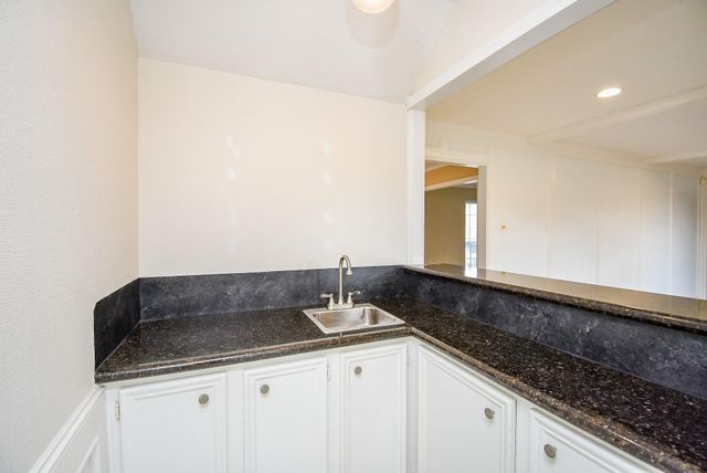 910 Shillington Drive, Katy, TX 77450