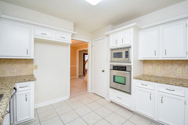 910 Shillington Drive, Katy, TX 77450