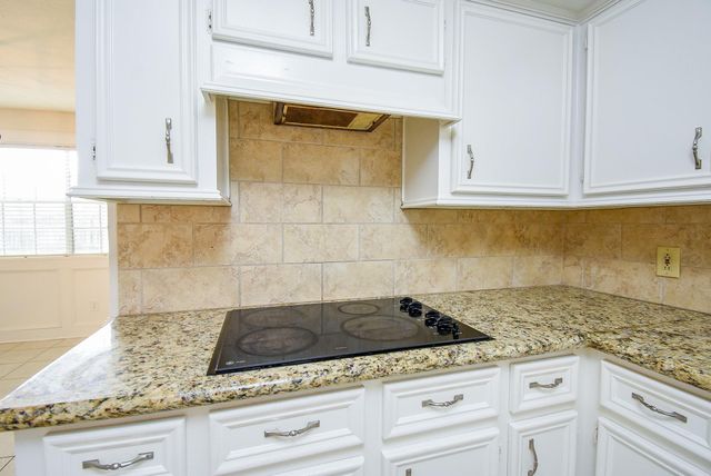 910 Shillington Drive, Katy, TX 77450