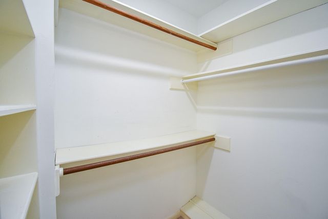 910 Shillington Drive, Katy, TX 77450