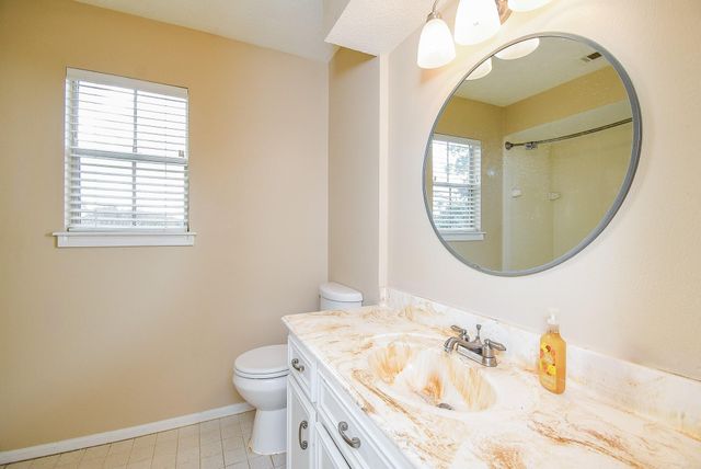 910 Shillington Drive, Katy, TX 77450