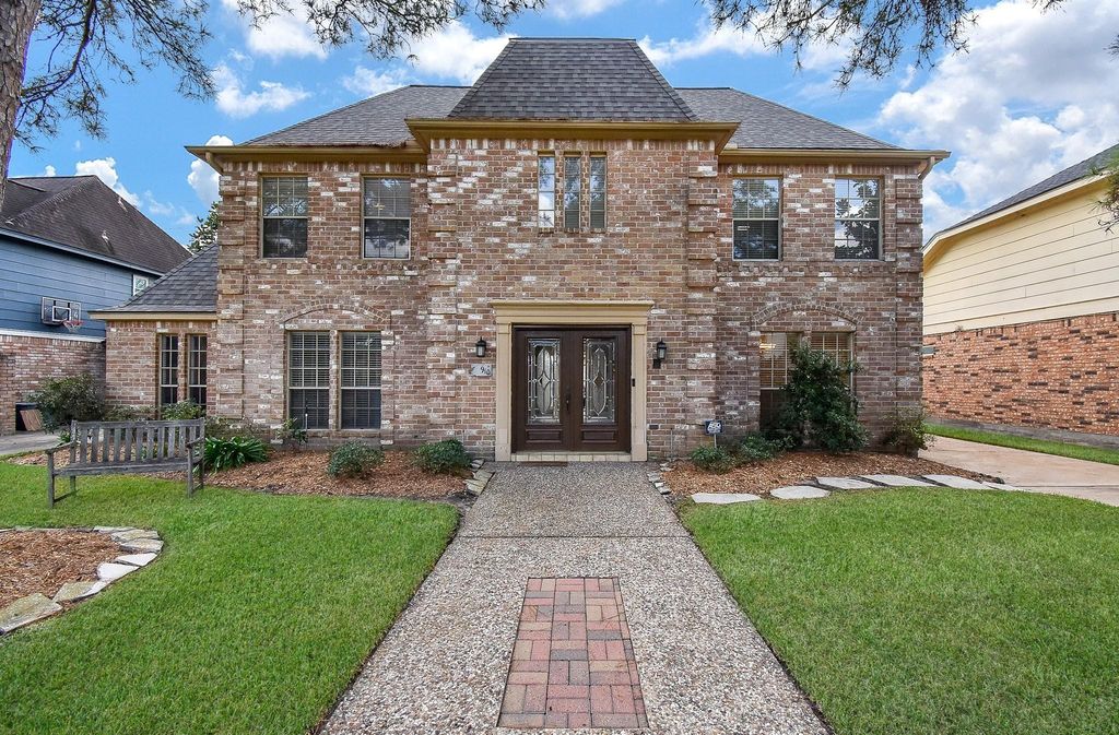 910 Shillington Drive, Katy, TX 77450