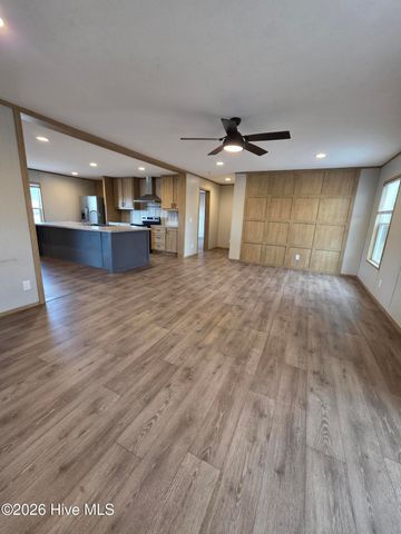 2085 Vass-Carthage Road, Whispering Pines, NC 28327