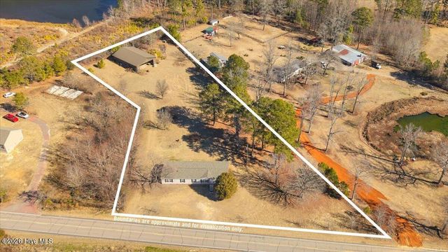 2085 Vass-Carthage Road, Whispering Pines, NC 28327