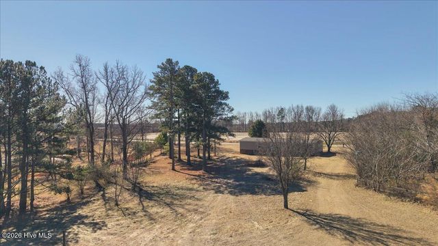 2085 Vass-Carthage Road, Whispering Pines, NC 28327