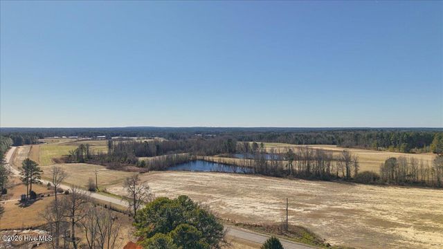 2085 Vass-Carthage Road, Whispering Pines, NC 28327